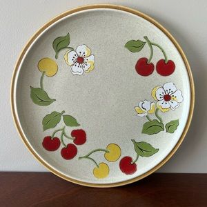 Vintage Country Casuals Sangria Stoneware Plate